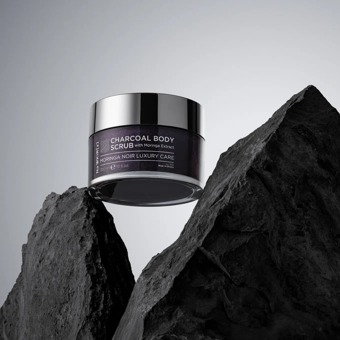 Вугільний скраб для тіла з екстрактом морінги - Moringa Noir Luxury Care 5